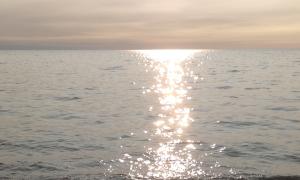 Sunset over Lake Huron. Southampton, Ontario. Recreation. Margaret McGrady.